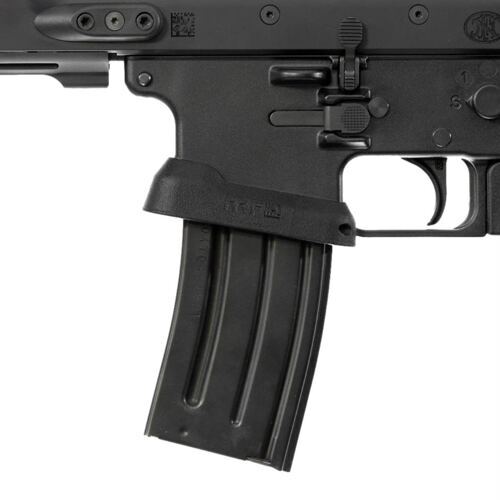 FN SCAR 16 / SCAR-L Magwell