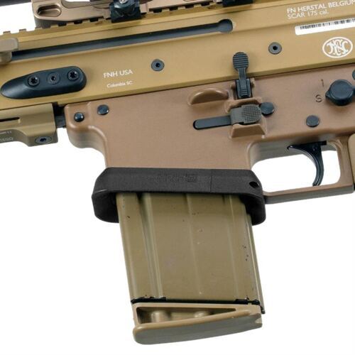 FN SCAR 17 / SCAR-H Magwell
