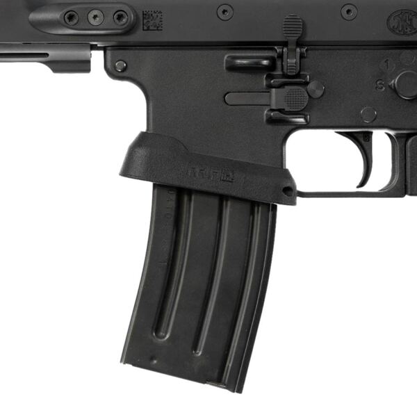 FN SCAR 16 / SCAR-L Magwell